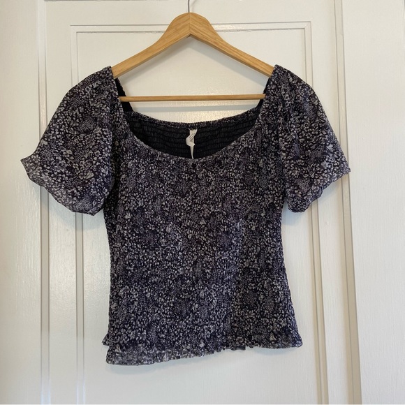 Anthropologie Smocked top - Picture 2 of 4